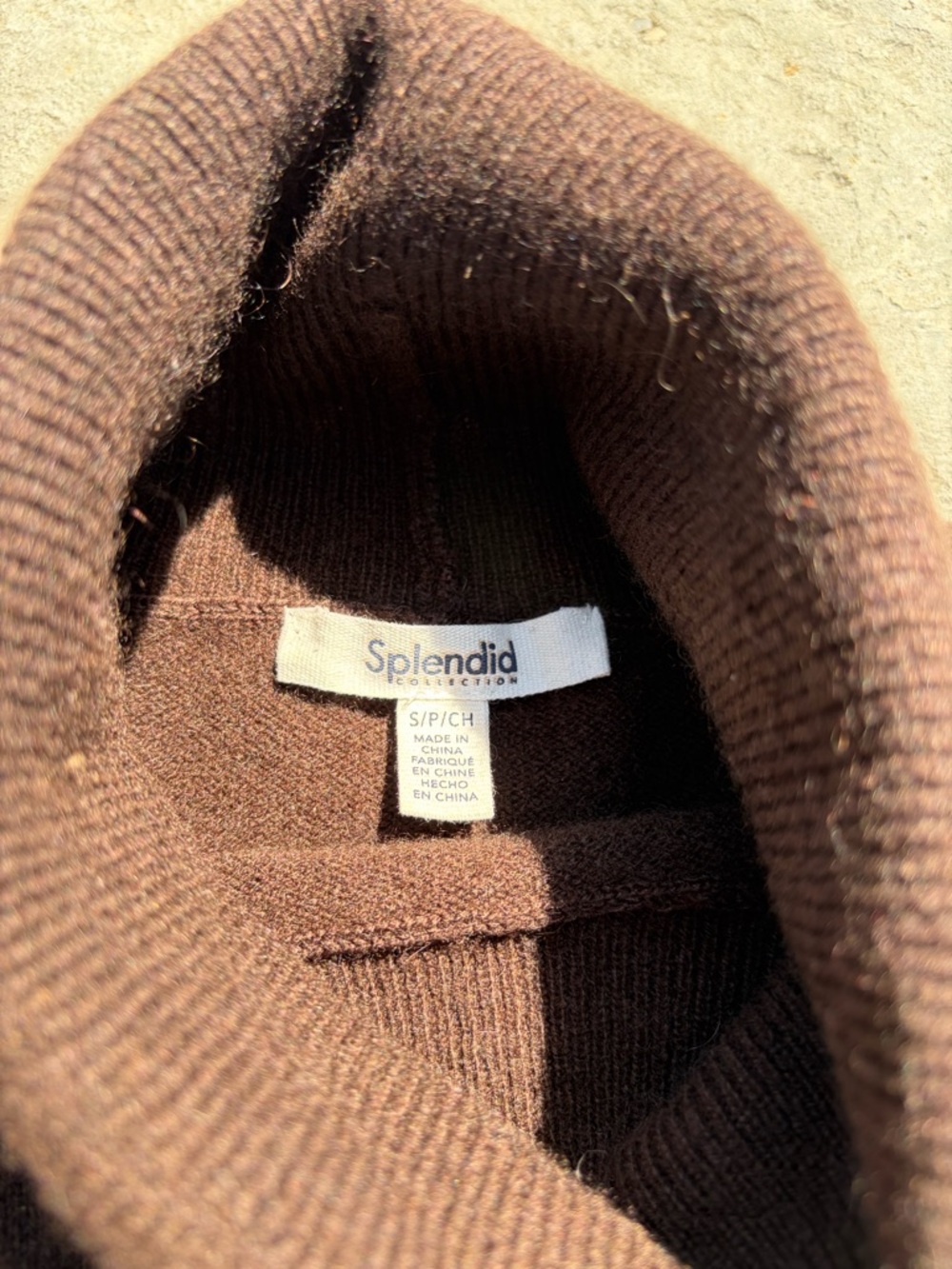 Splendid 100% Cashmere Chocolate Brown Boy Cut Turtleneck Sweater - Picture 3 of 4